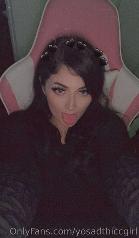 yosadthiccgirl star photos