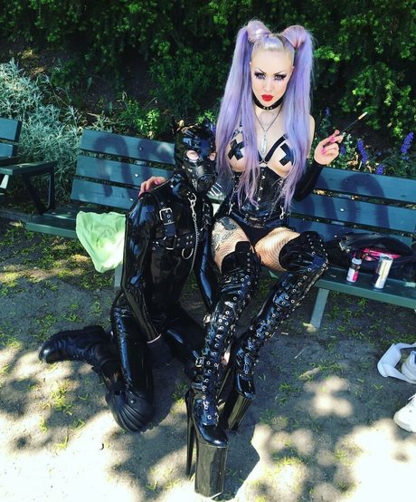 My Little Vronie star high quality galleries