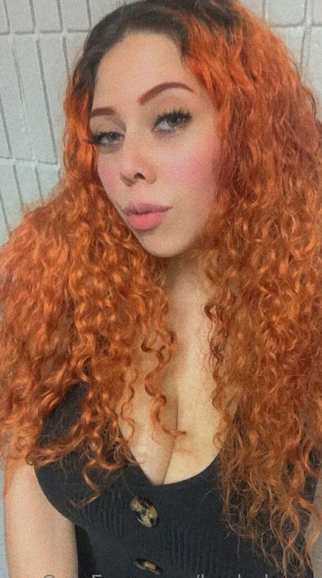 kashabaee nude star image