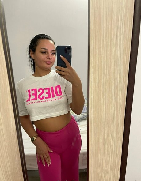 slim milf onlyfans beautiful img