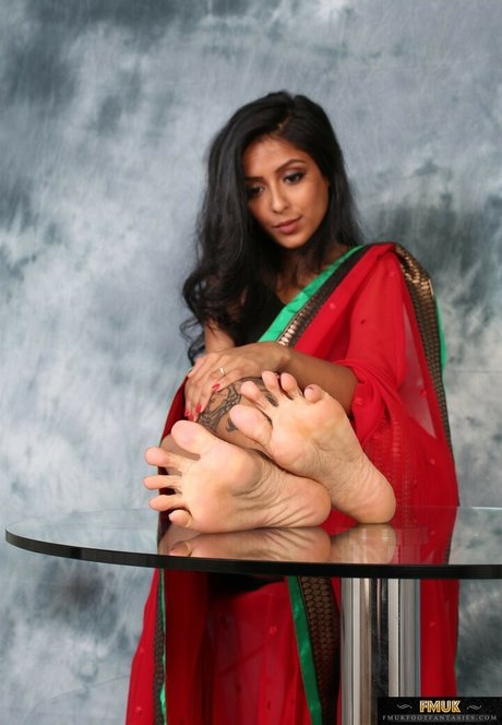 Flik Renee pornstar naked photo