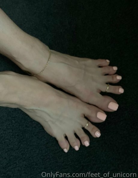 feet of unicorn nudes model archive