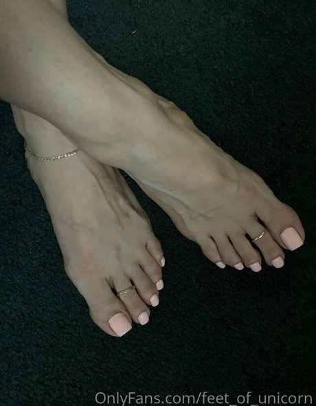 feet of unicorn hd pornstar image