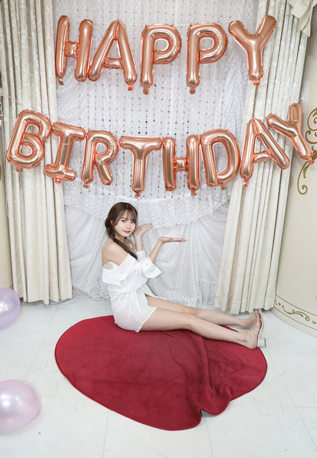 knees onlyfans hot naked gallery