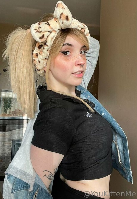 lesbian ass onlyfans art porn image