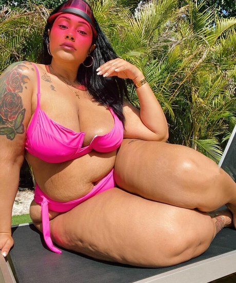 FitAndFancy_ top actress image