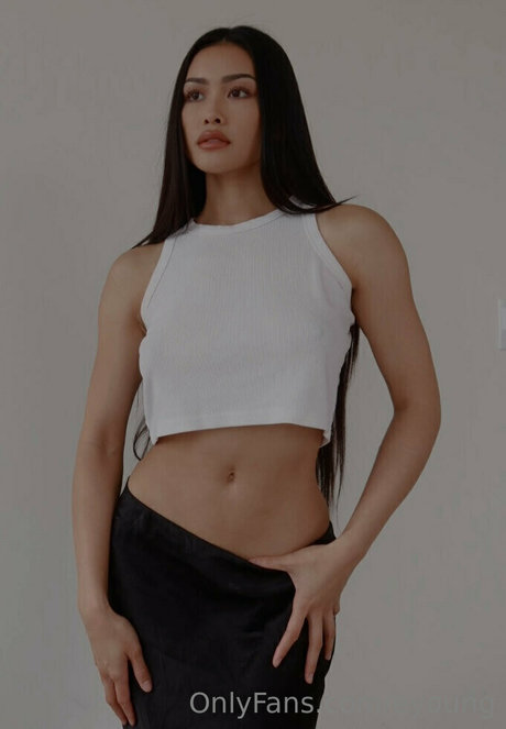 eyoung hot actress archive