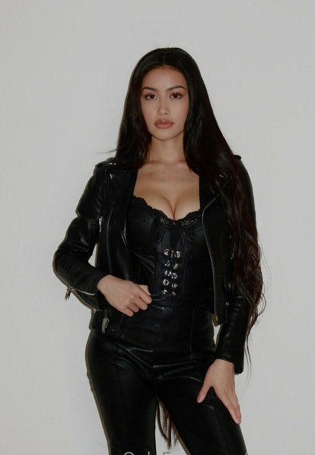 eyoung model hot gallery