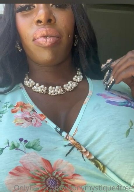 ebonymystique4free exclusive pornstar pictures