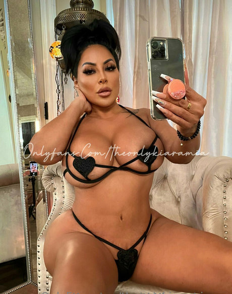 skinny big ass onlyfans nudes picture