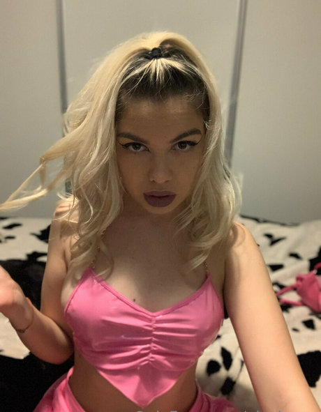 elsakroes pretty star image