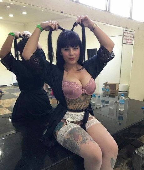 dani bluee model sexy image