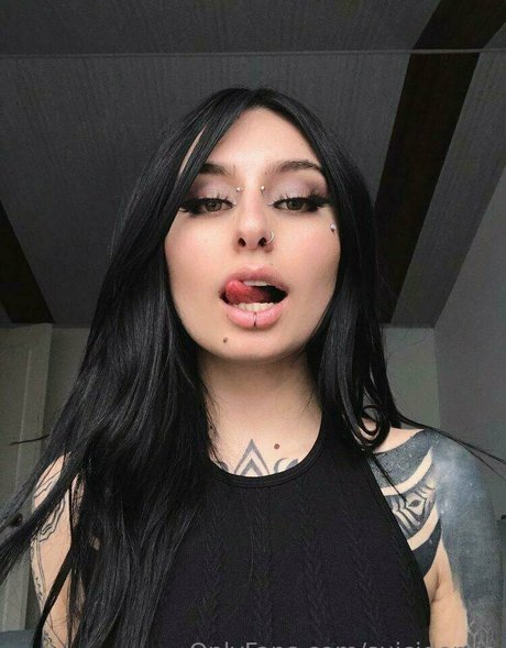 badkittymia pretty actress pics