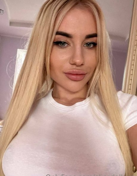 alicedollyua nudes pornstar images