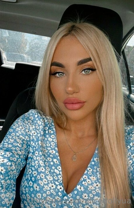 alicedollyua star naked photos