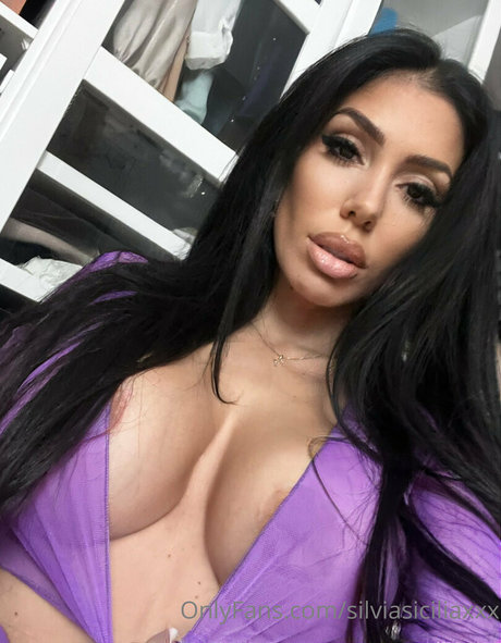 silviasiciliaxxx sexy pornstar photo