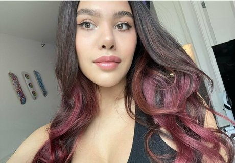 thedailydolly nude pornstar photo