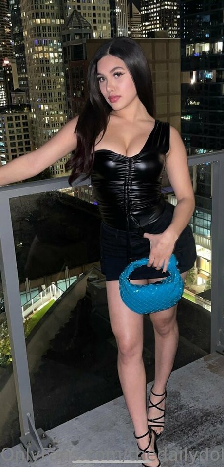 thedailydolly exclusive star gallery