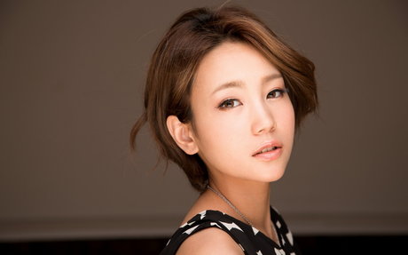 Retired JAV beautiful model photo