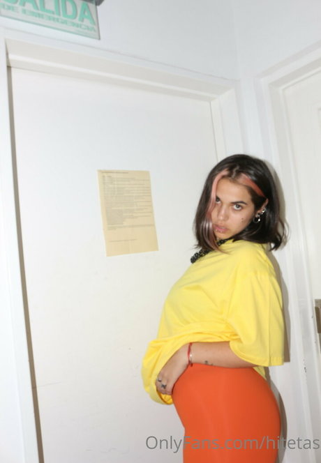 hitetas model adult images