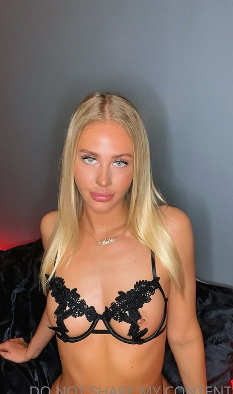 babyvicrose high quality actress img