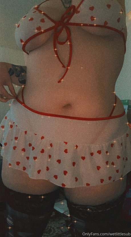 wetlittlesub model adult photo