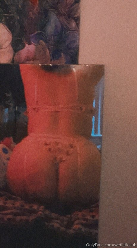 wetlittlesub nudes pornstar gallery