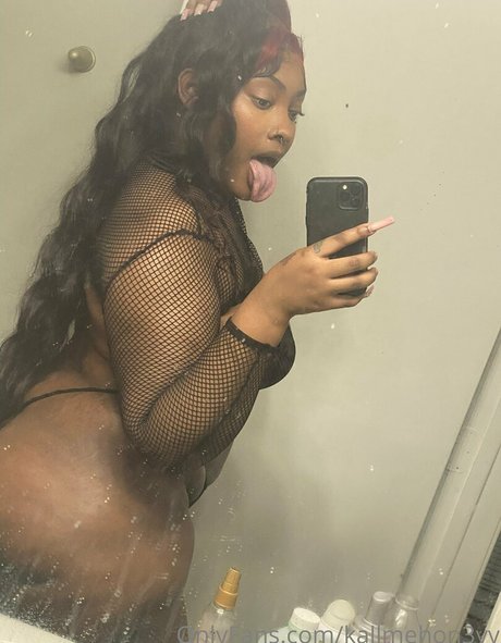 walkngenocidefree exclusive actress image