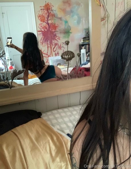 velvetmuerte star top pics