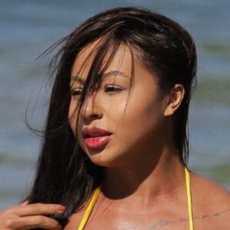 Nicolly Rosae adult actress gallery