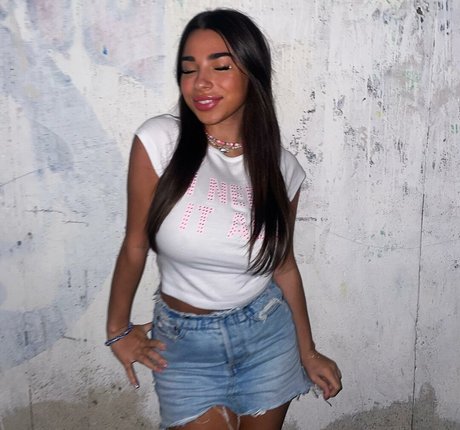 Alexuh1 sexy model pic