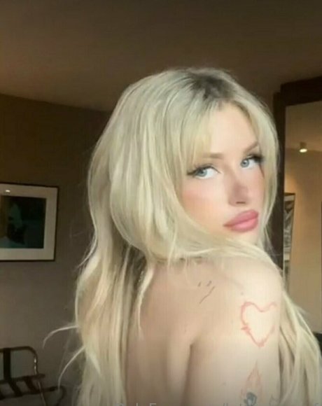 lottiemossof model pornographic archive