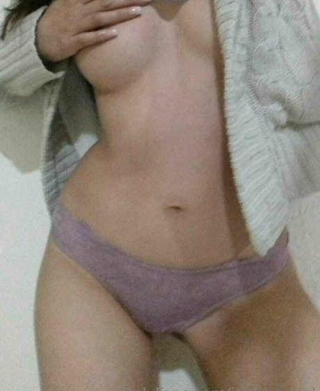 isisbisexual nudes star image