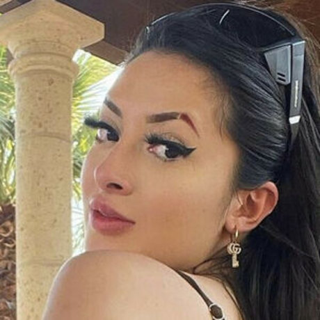 Mag she beautiful star photo