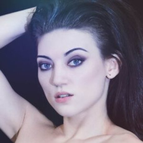 Jordan Ebbitt erotic actress pic