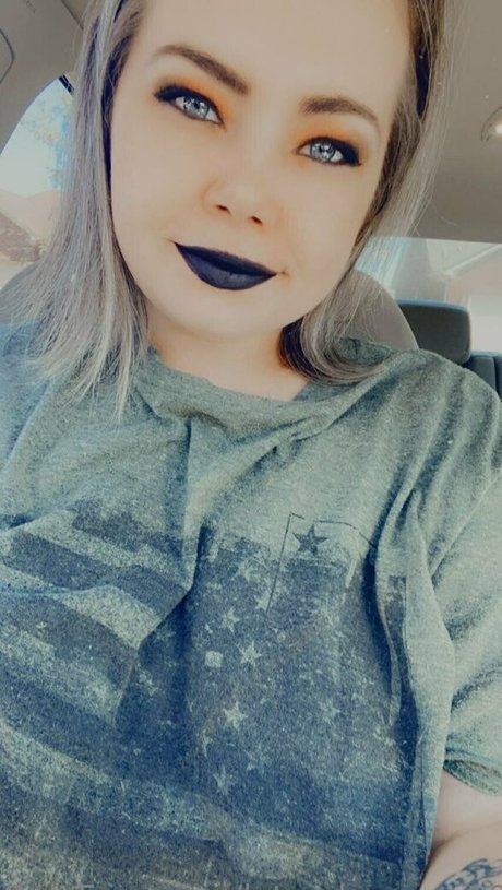 lovegiantess model pornographic photos