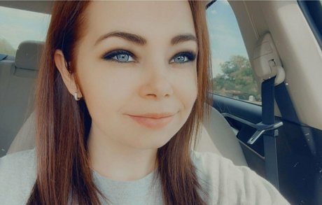 titty fuck onlyfans beautiful xxx photo