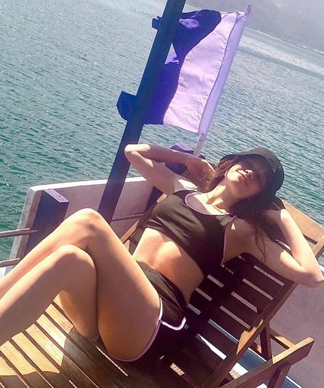 A Bit Rebecca high quality pornstar photo