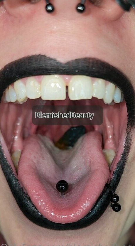 one onlyfans hot xxx pic