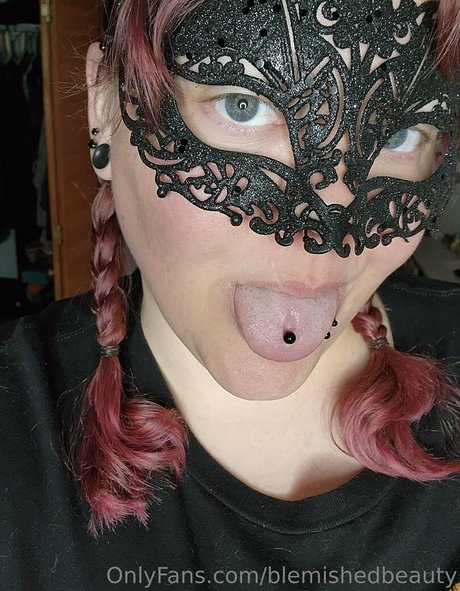 blemishedbeauty adult model images