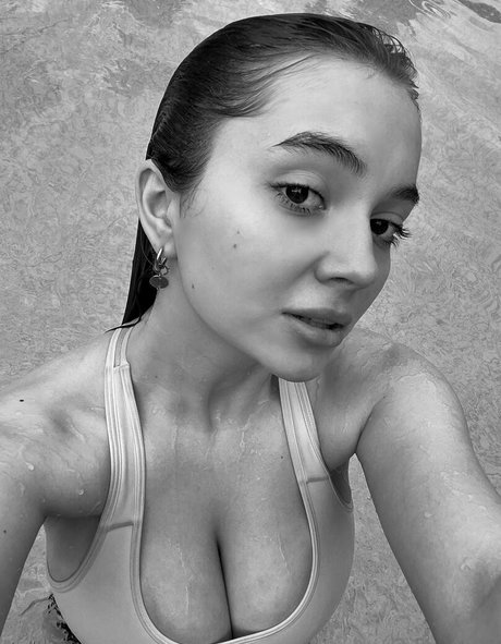 iambobriha model best image