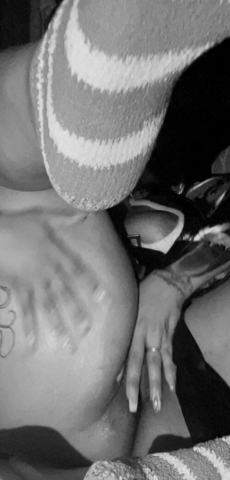 uniquesativa model sex picture