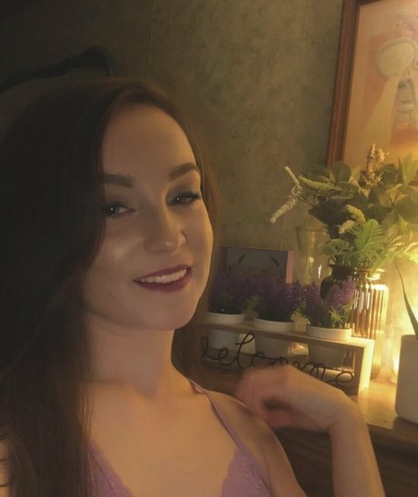 brunetteheadbaddie nudes actress images