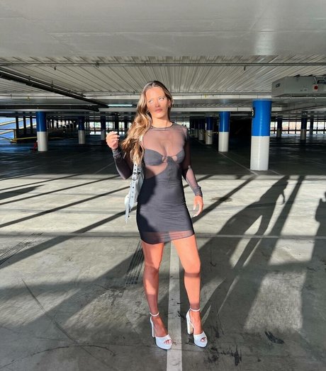 sex asian onlyfans art naked photo