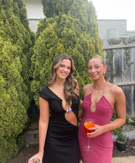 Taya Brooks pornstar high quality picture