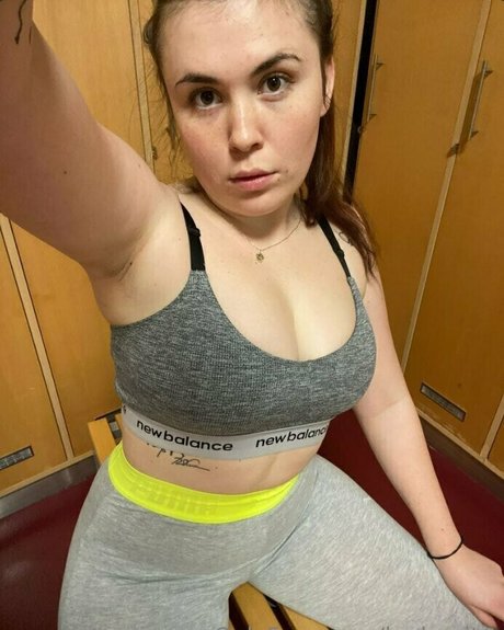 milf wife onlyfans exclusive image