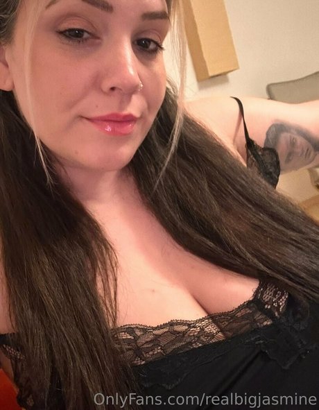 shemale handjob onlyfans free porn galleries