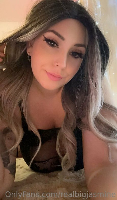 realbigjasmine hot model pictures