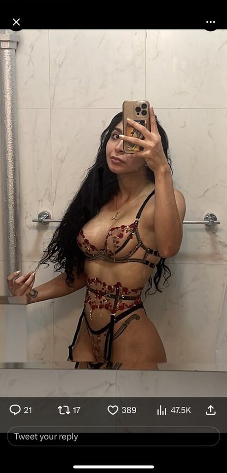 reversecowgrl69 hd model gallery