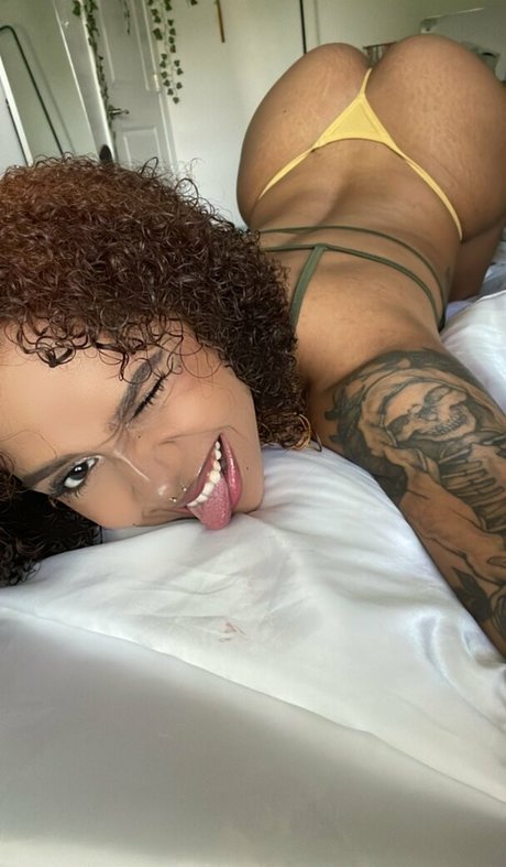 imsadtrin pornstar sexy pic